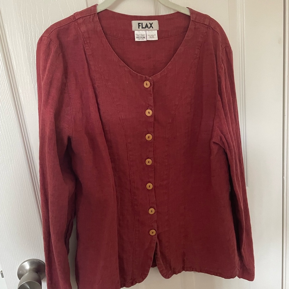 Flax long-sleeved button-down shirt